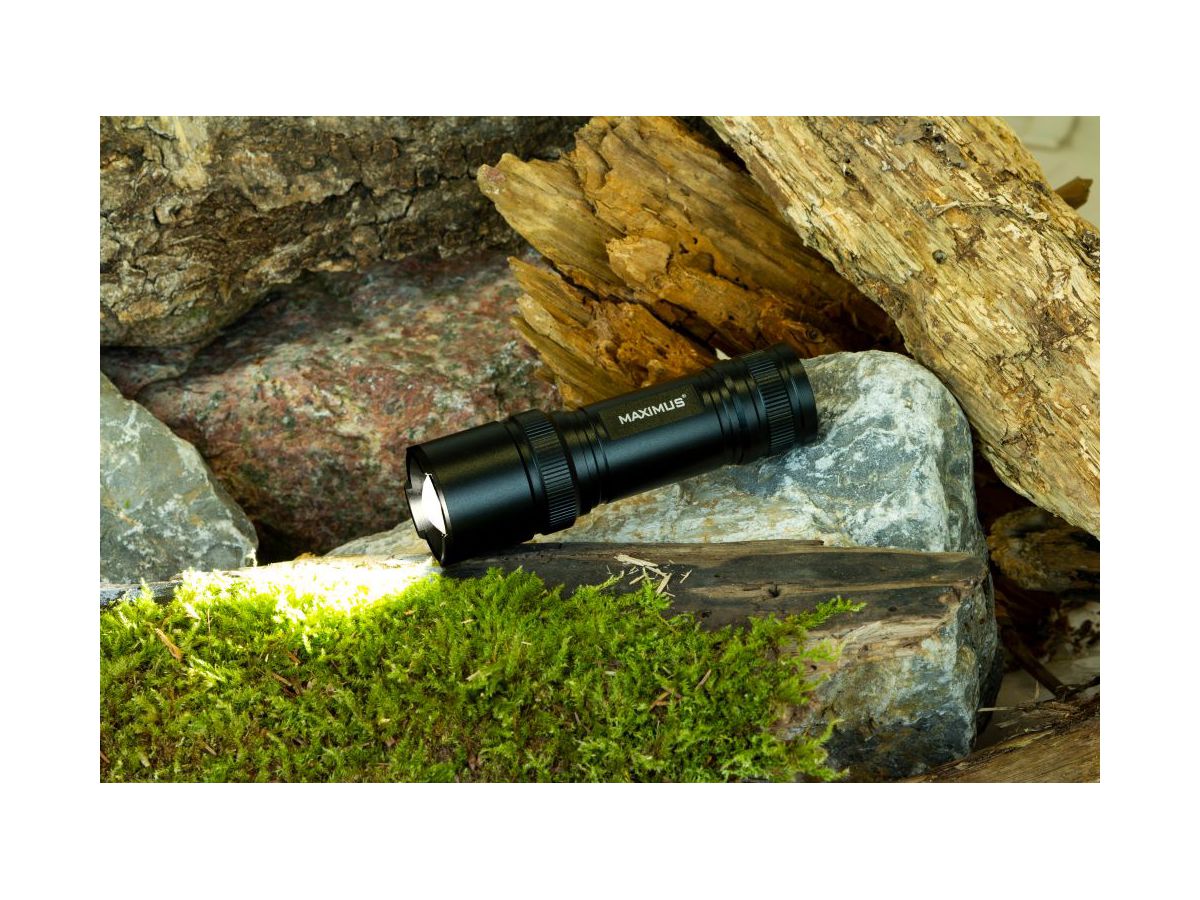 MAXIMUS LED Flashlight M-FL-018-DU