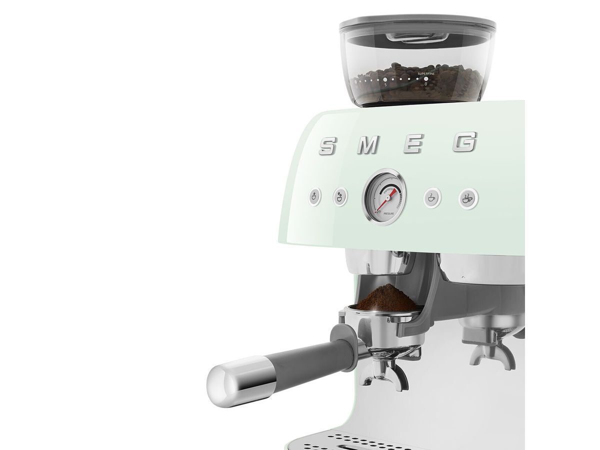 Espressomaschine mit Mahlwerk 50's Style EGF03PGEU